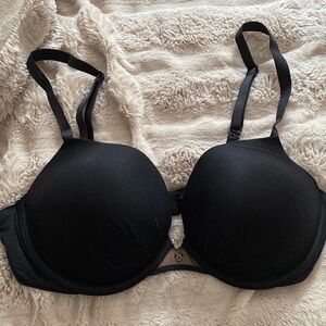 Victoria Secret Fabulous Demi Bra